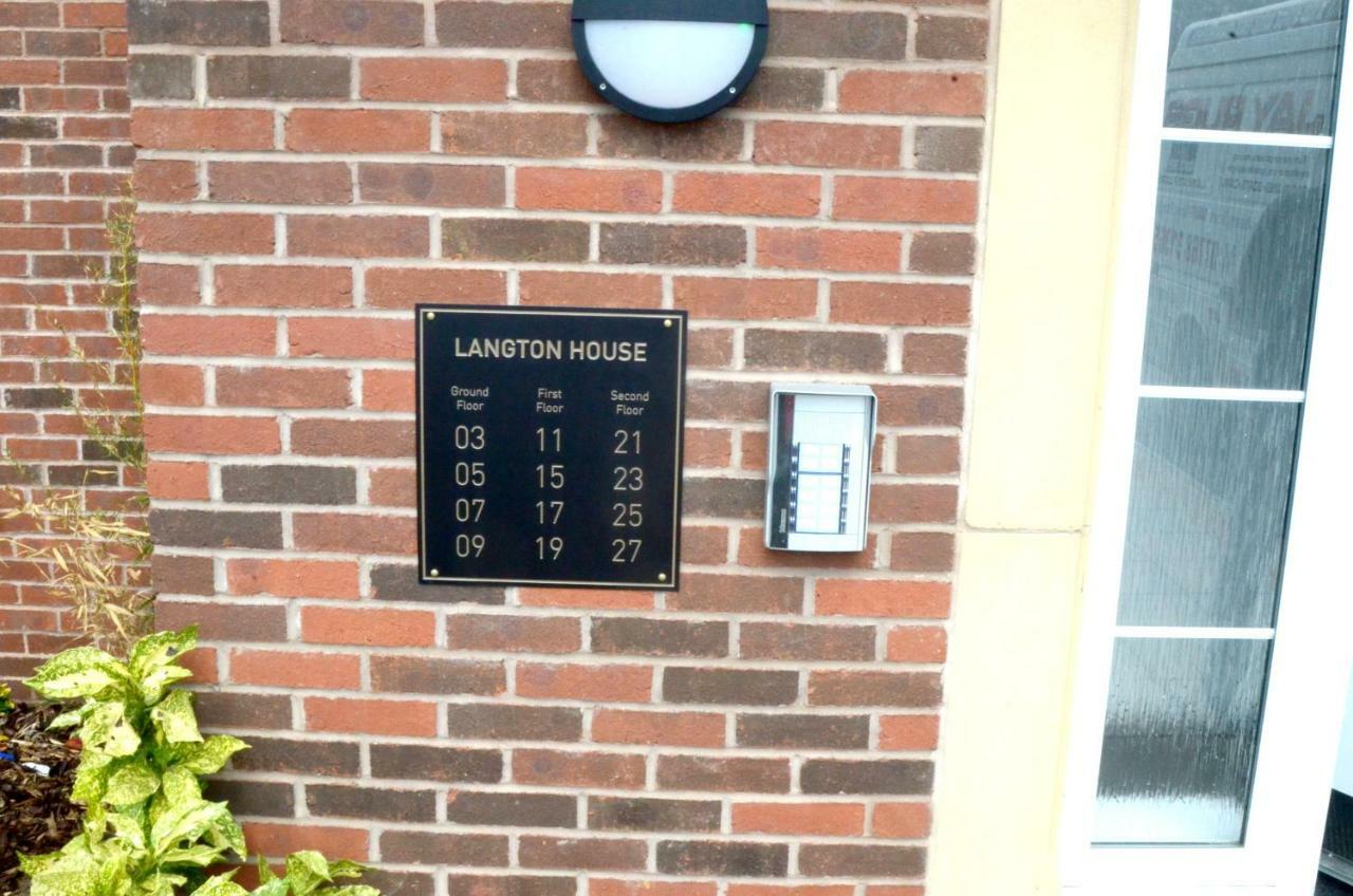 Home Crowd Luxury Apartments Doncaster Exterior foto